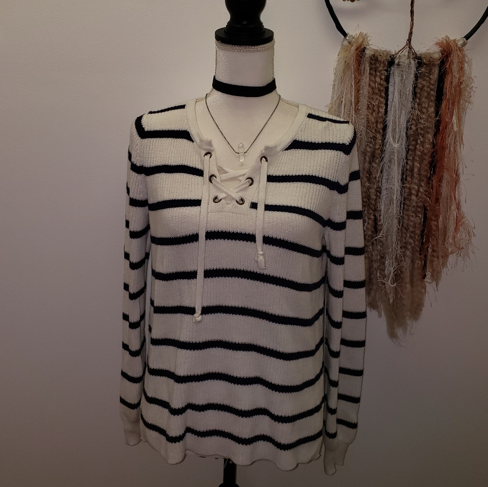 3 for 10$ Old navy sweater
